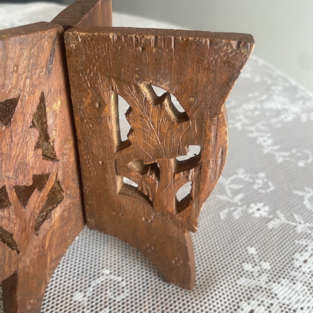 Vintage Hand Carved Wood 3 Leg Folding Mini Plant Book Stand Floral India - Picture 8 of 16